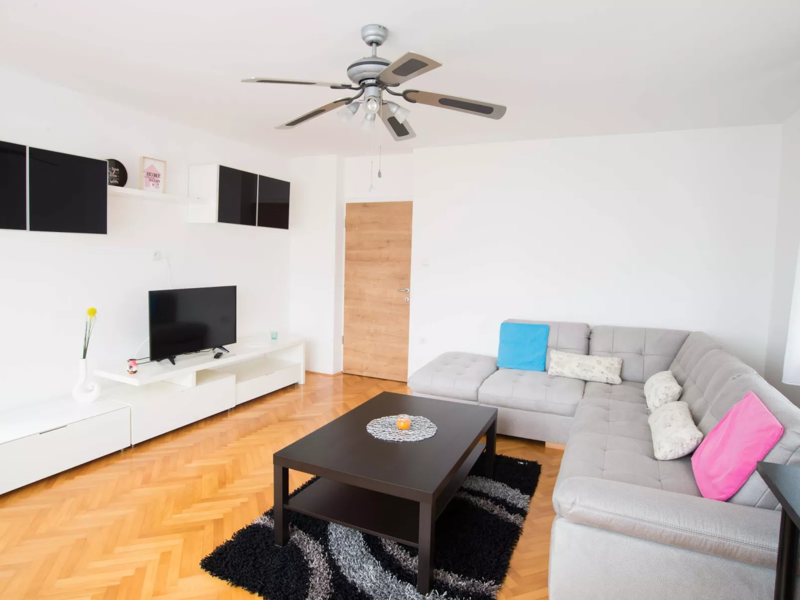 Tolle Ferienwohnung in Zasip mit Parkplatz-Binnen