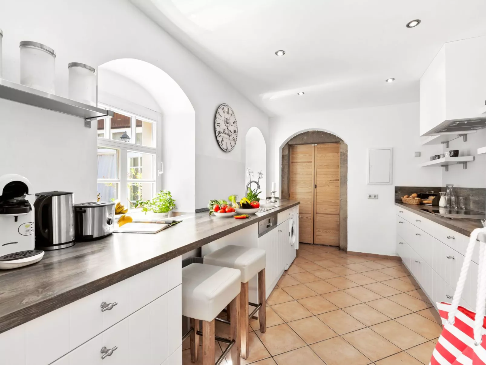 Villa mit Garten, Grill und Terrasse-Binnen