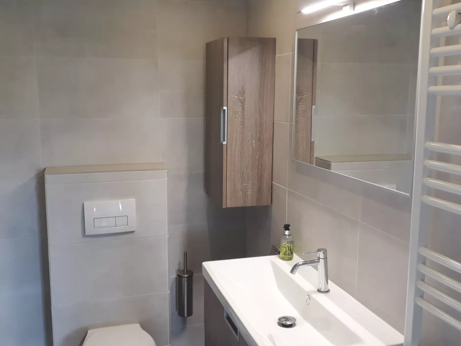 Mit privatem Garten und Terrasse-Binnen