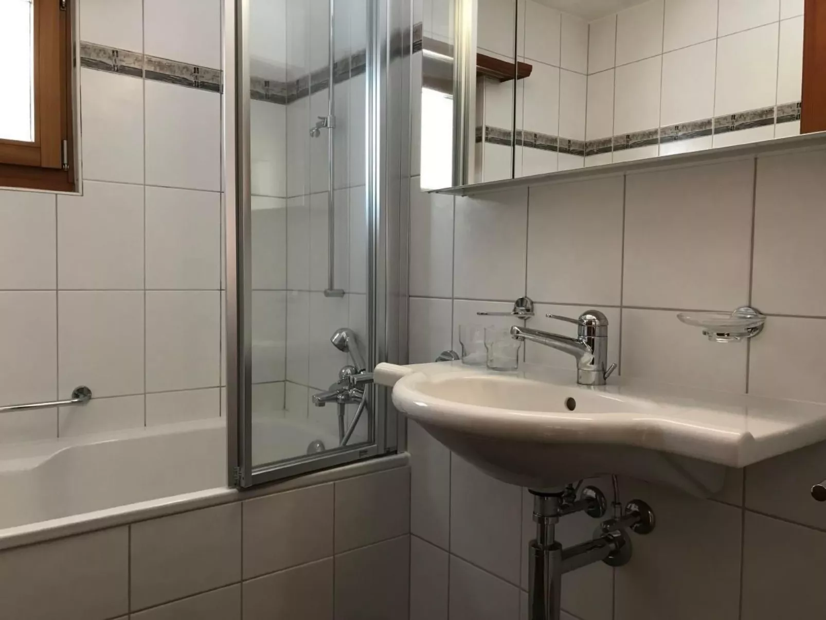 Chesa Tschütta-Image-tags.info