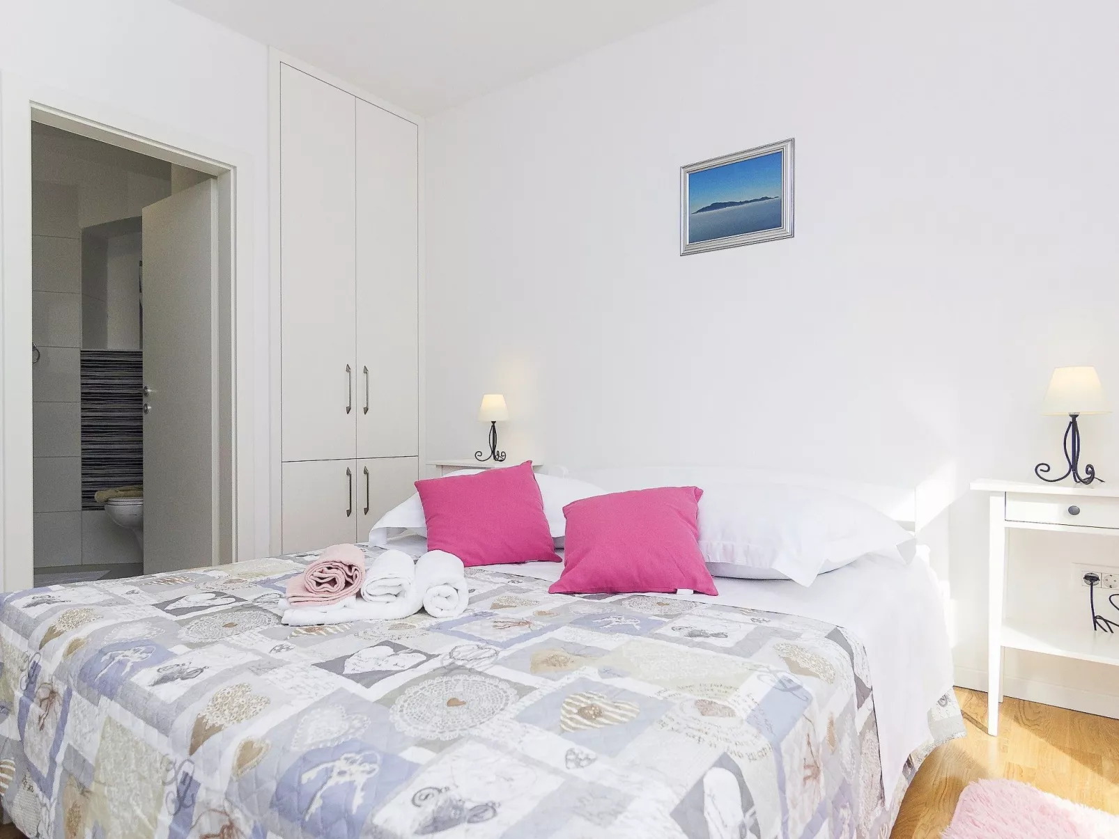 Schönes Steinhaus mit beheiztem Pool, Terrasse m-Image-tags.info