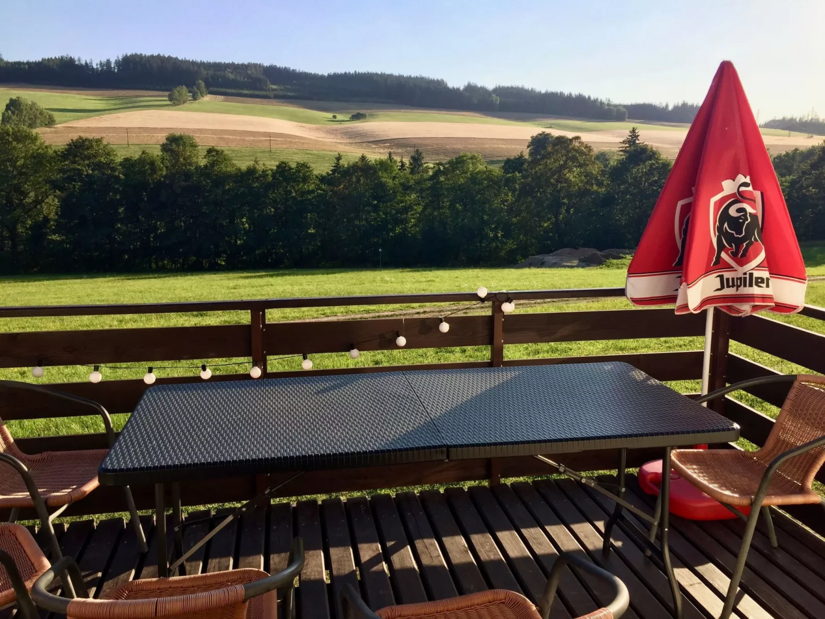 Mit Terrasse - Buiten