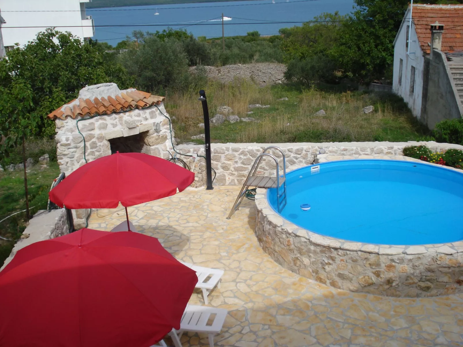 In Dobropoljana mit Privatem Pool-Buiten