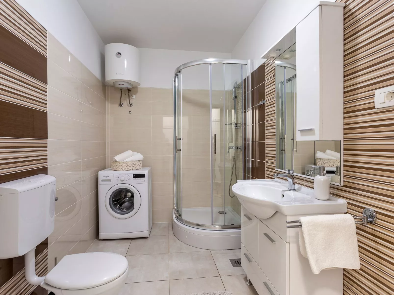 Schöne Wohnung Funtana Nr.2-Binnen