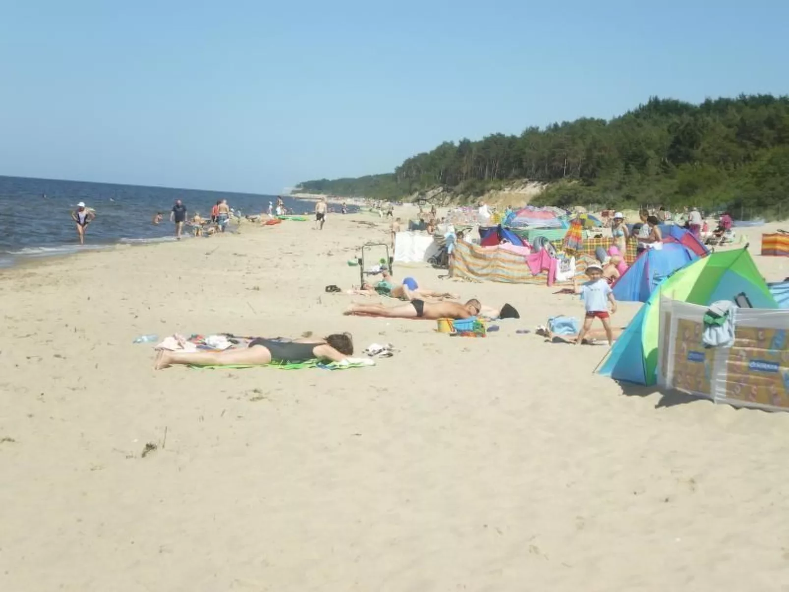 Charmantes Haus 100m vom Strand entfernt für 6 Personen-Buiten
