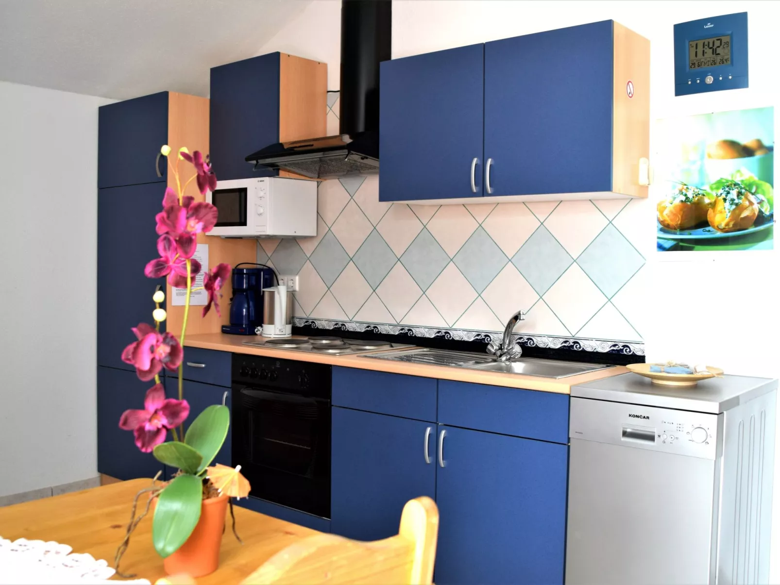 Für vier Personen mit Balkon im ersten Obergeschoss gelegen-Binnen