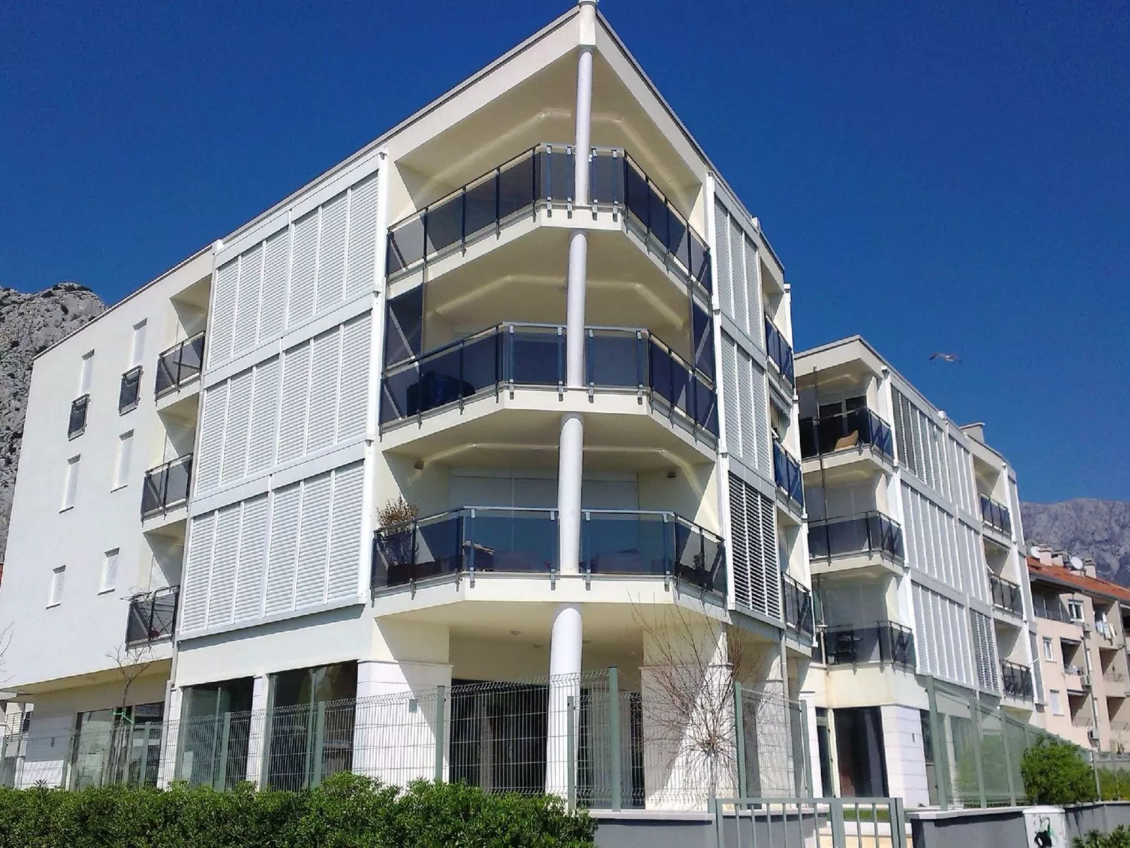 Stylisches Studio mit atemberaubendem Ausblick-Image-tags.info