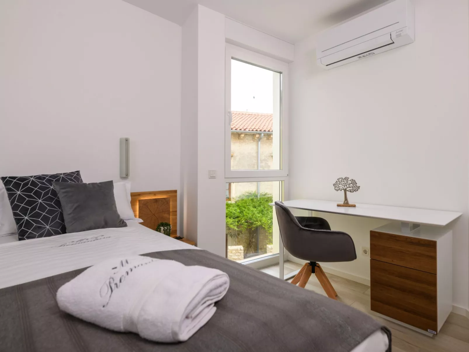 MA Premantura Luxus Apartment Nr. 2 mit Meerblick und Parkplatz für 2+2 Persone-Binnen