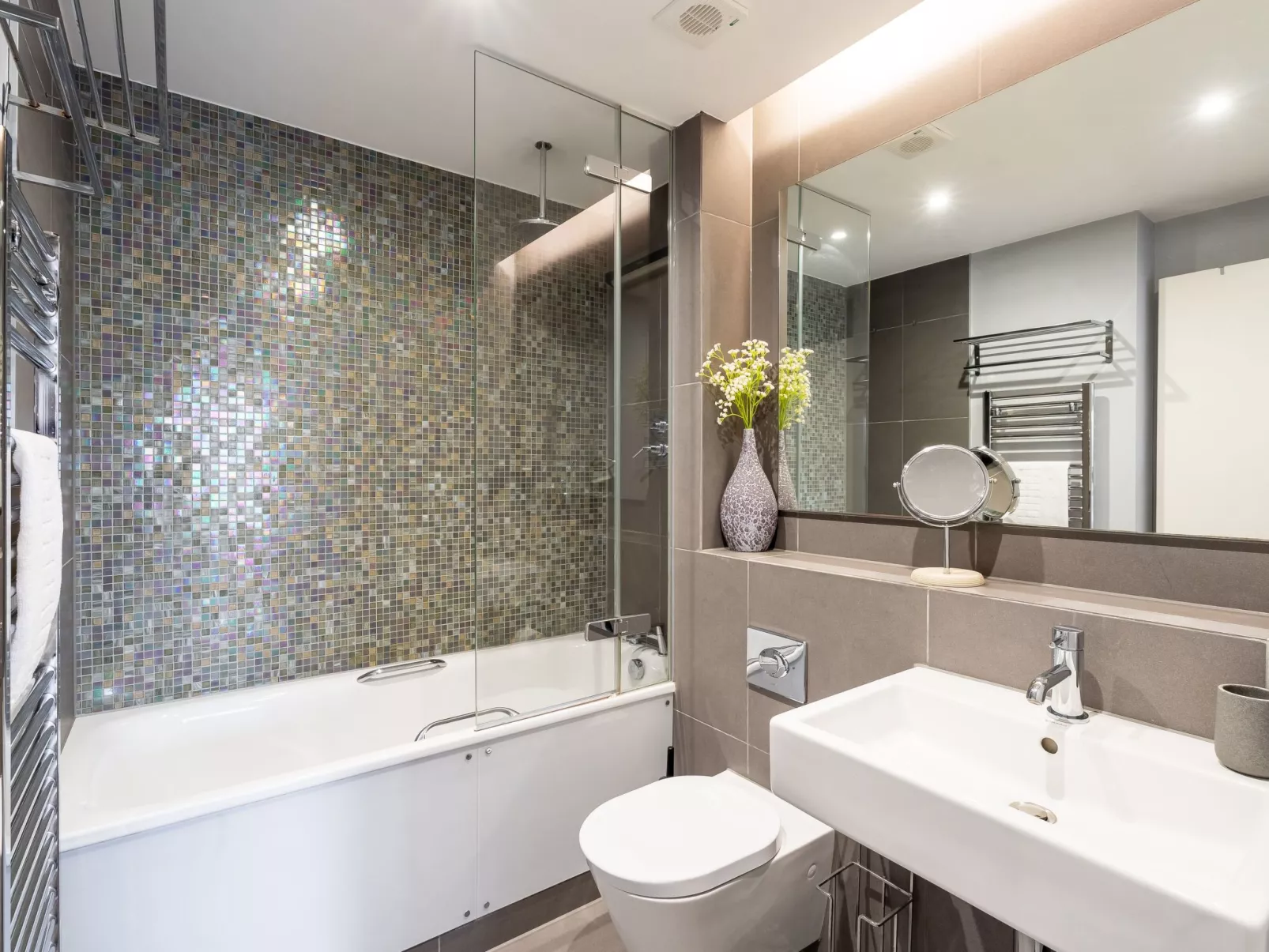 Luxuriöse 2-Bett-Wohnung im Hotelstil in Notting Hill-Binnen