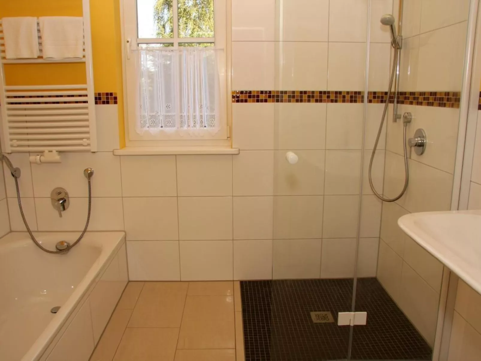 Villa DUXCAAR-Image-tags.info