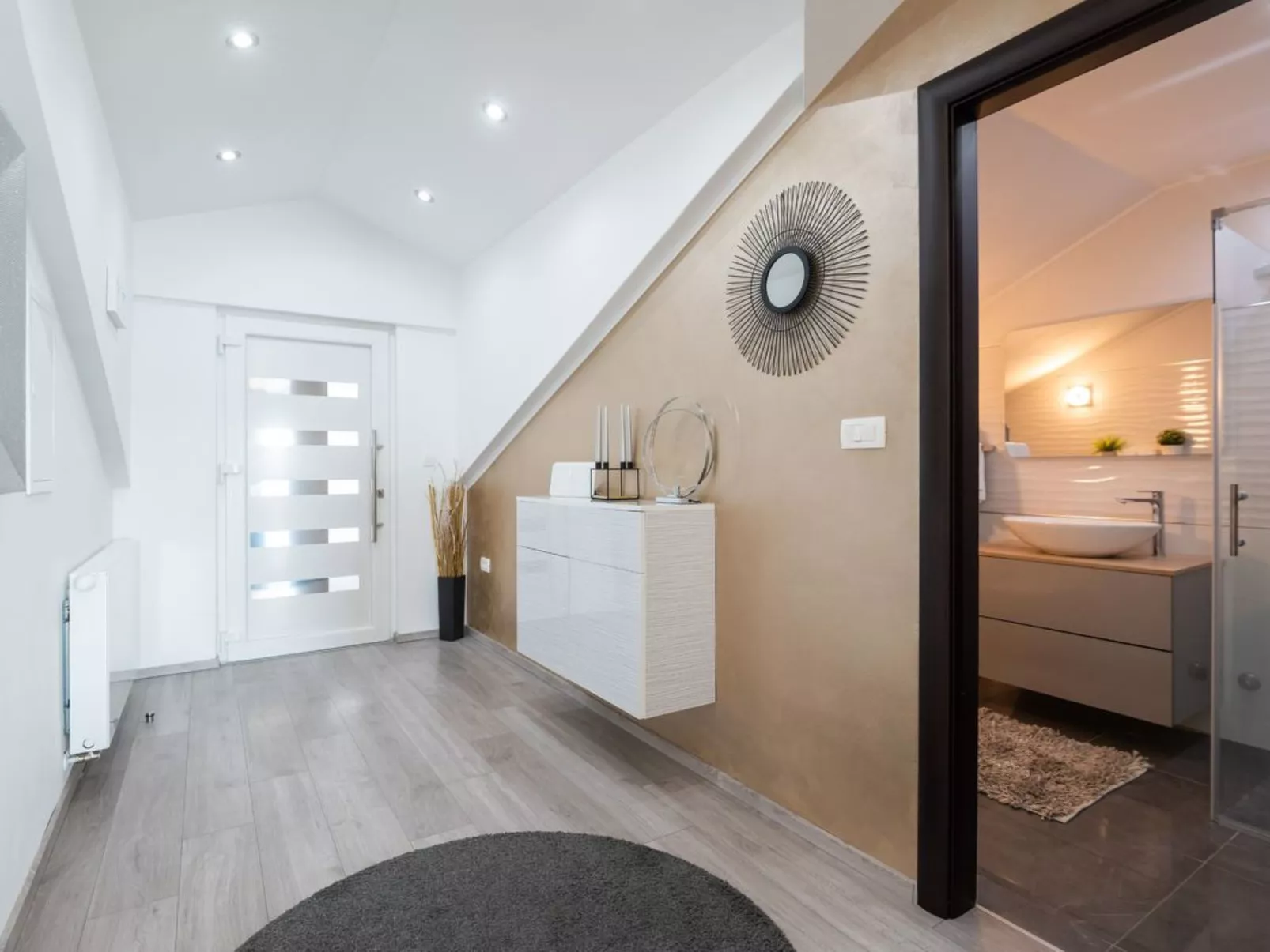 Wohnung in Turanj mit sicherem Parkplatz-Binnen