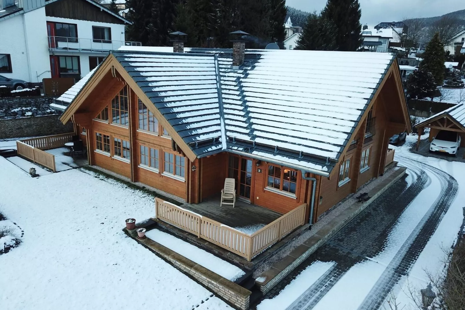 Luxus Blockhaus A-Exterieur winter