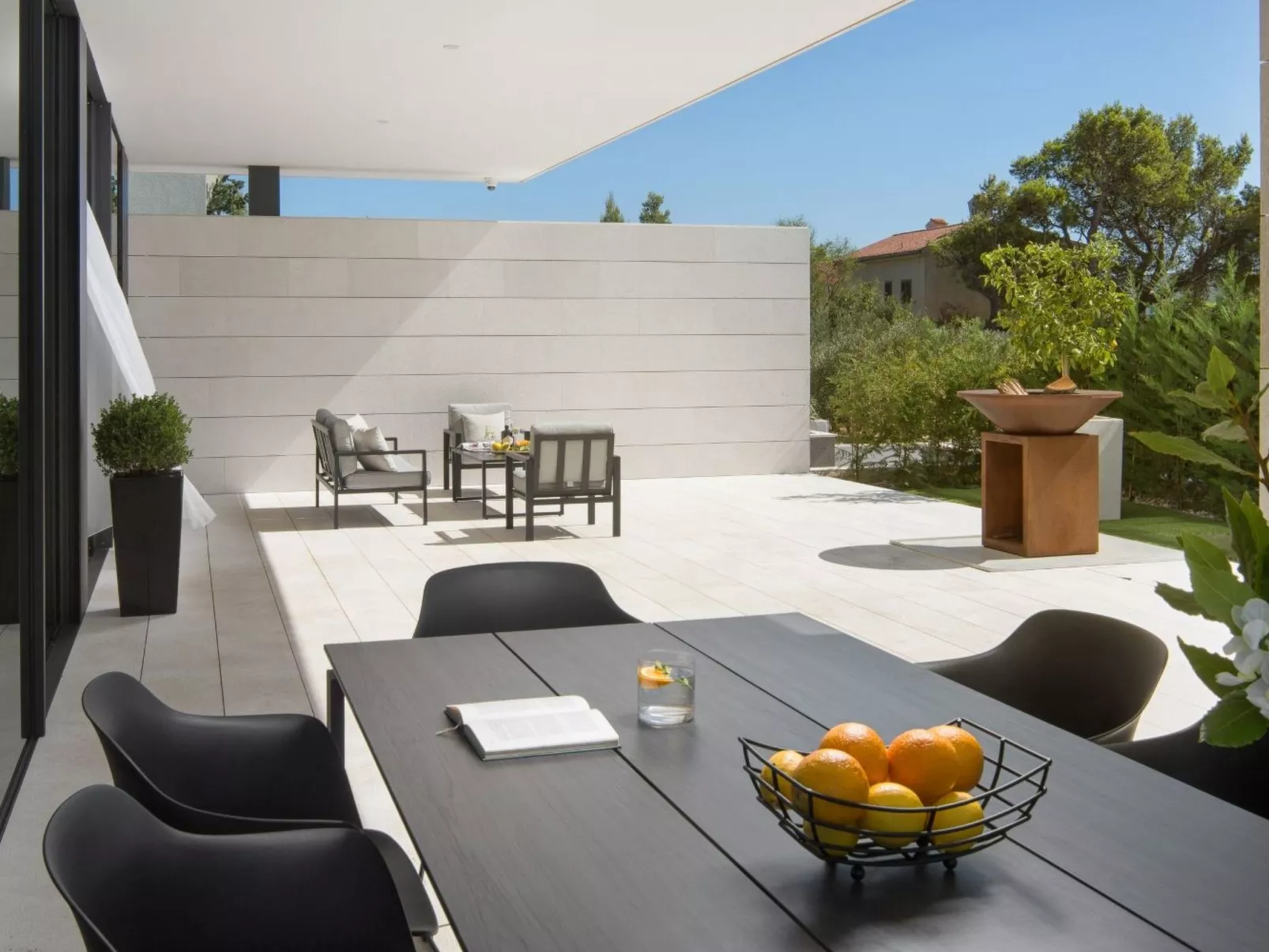 Villa Opera-Image-tags.info