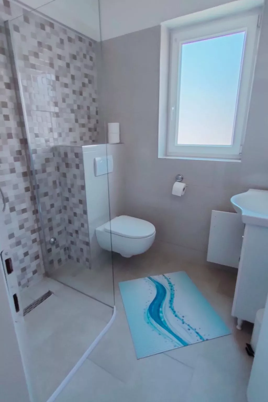 Meri 2-Image-tags.info