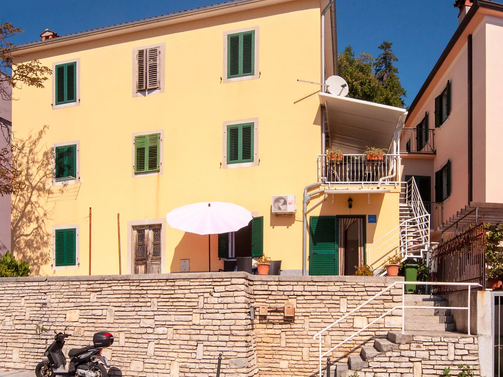 Studio Azure Bay , zentrale Lage-Buiten