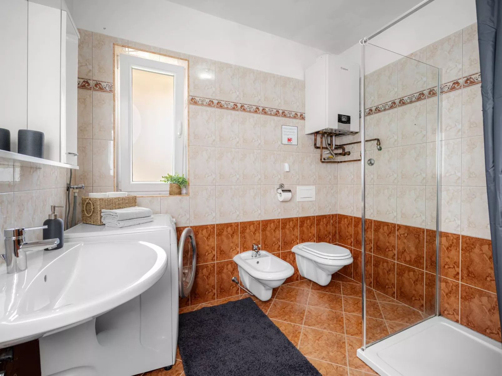 Mit Blick auf das Wasser-Binnen