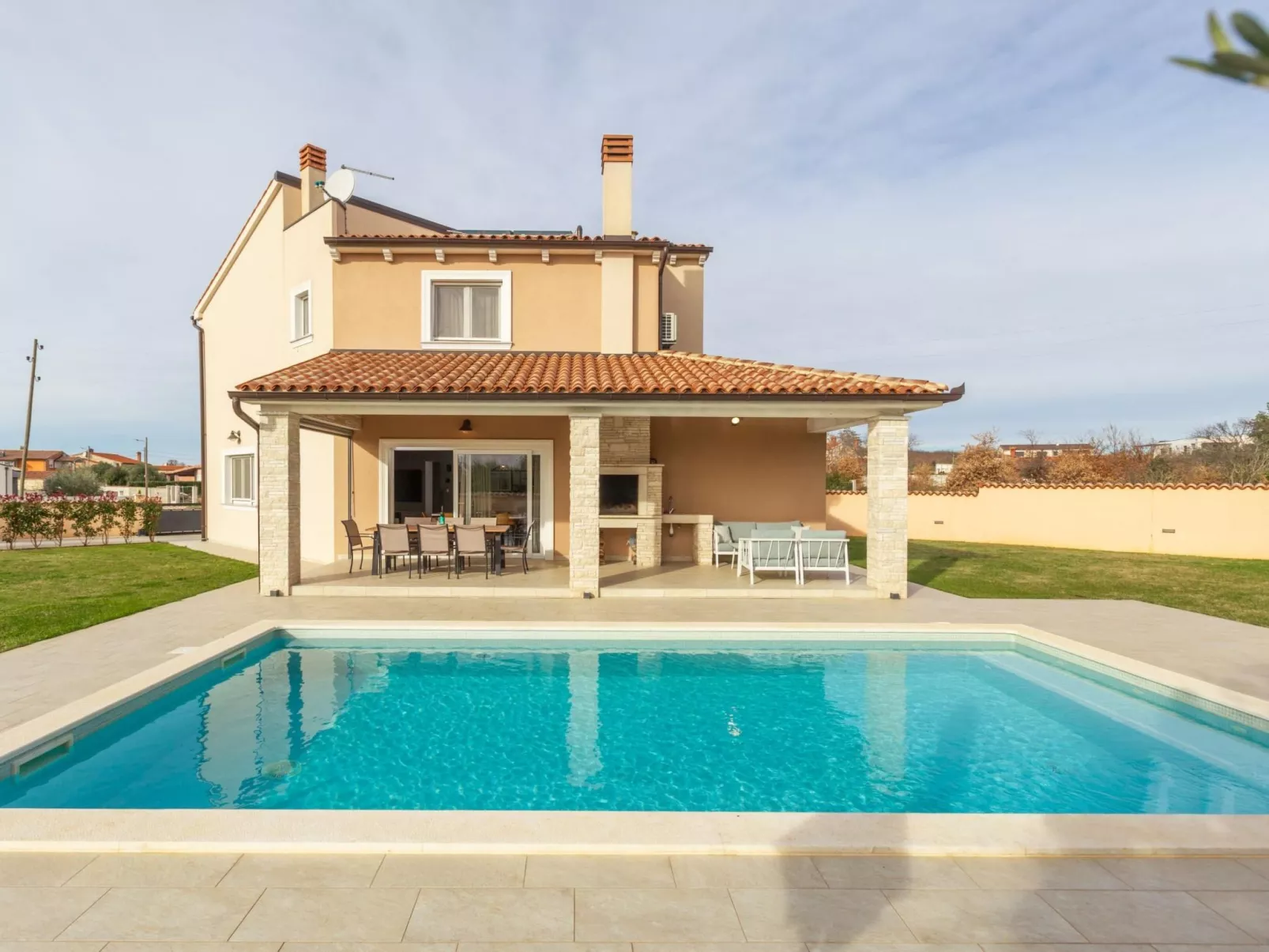 Villa Magica-Image-tags.info