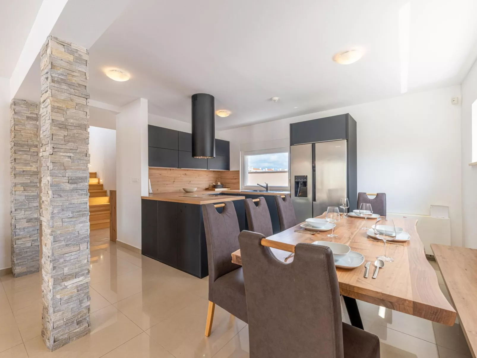 Ferienvilla "Villa Dvor" mit privatem Pool-Binnen