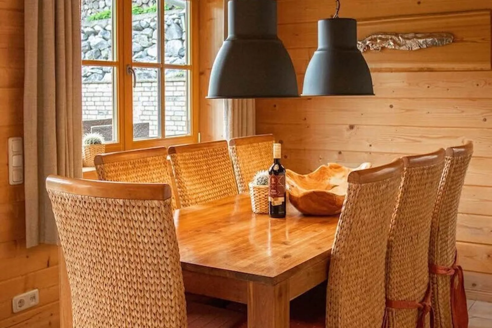 Luxus Blockhaus B-Eetkamer