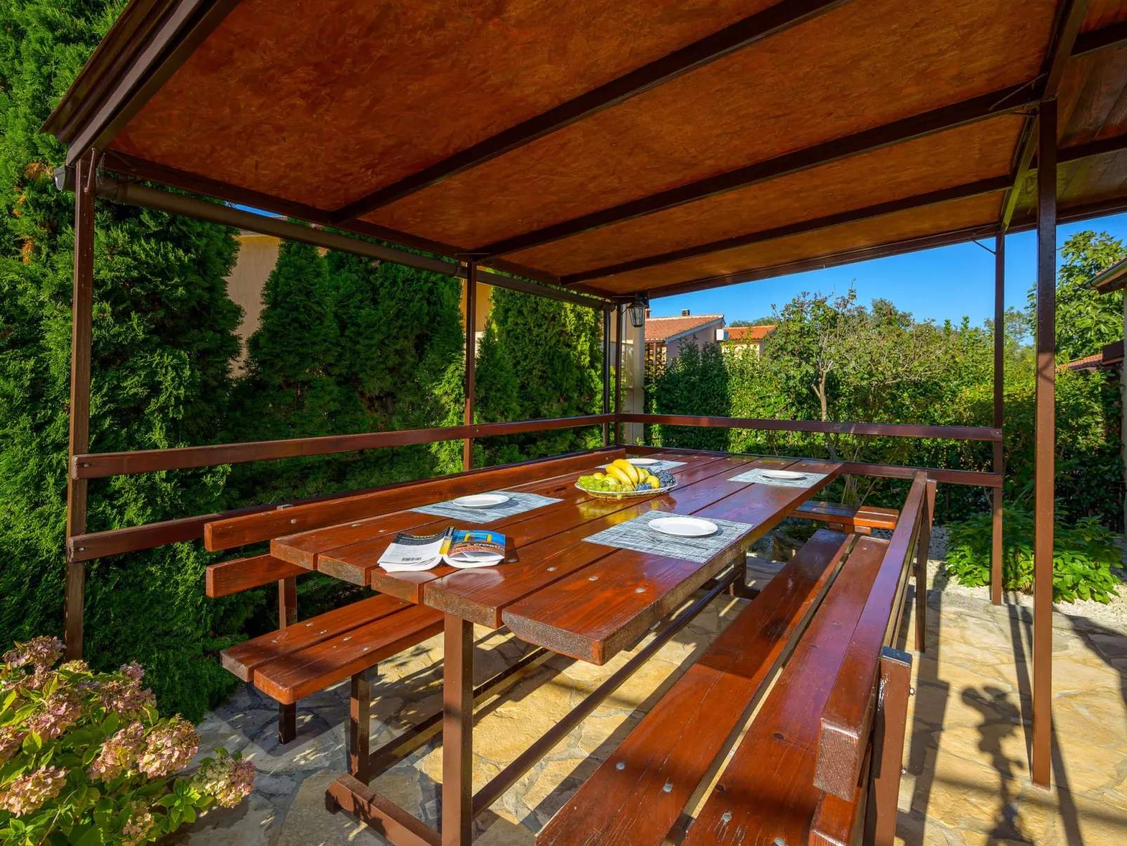 Ruhig gelegene Ferienwohnung 7-Buiten