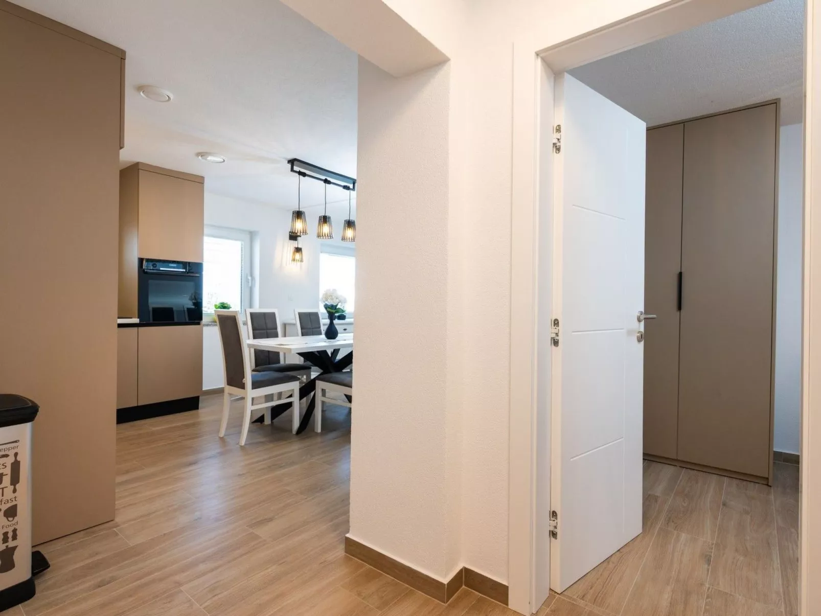 "Apartment Sommertraum"-Binnen