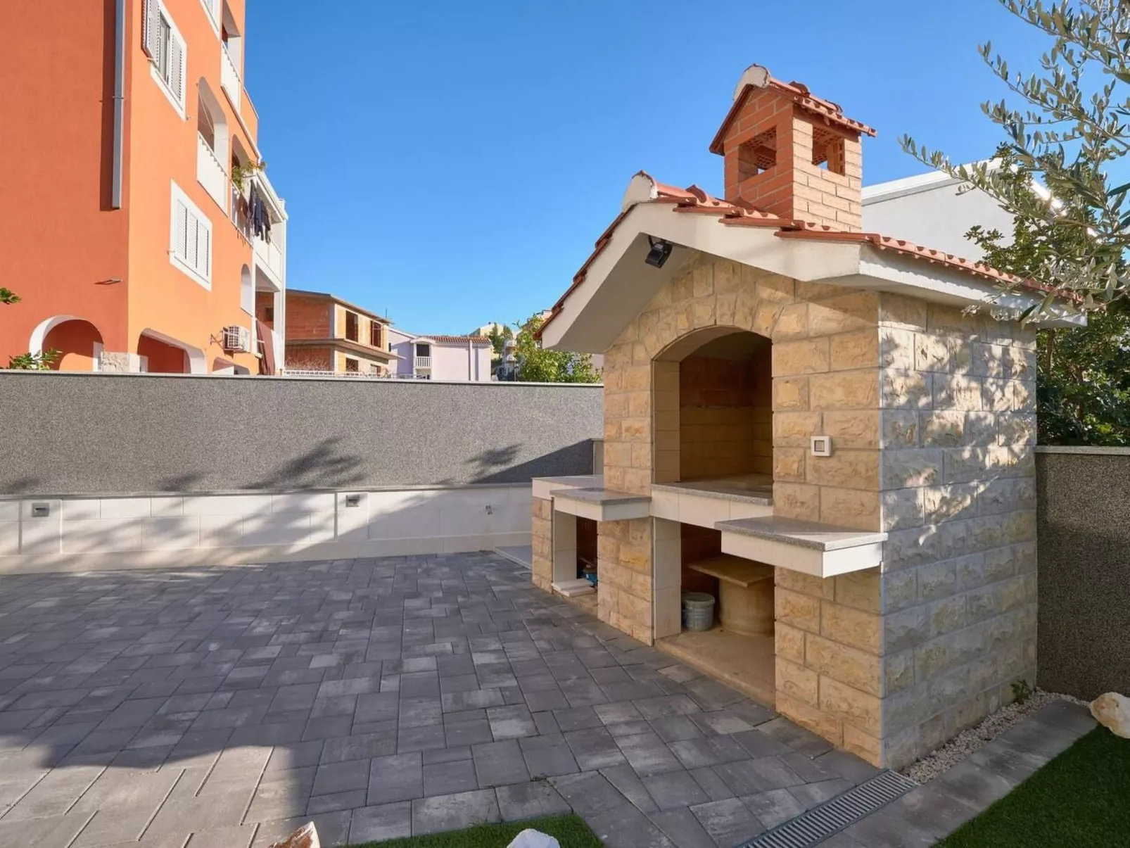 M&M Ferienhaus mit Pool-Image-tags.info