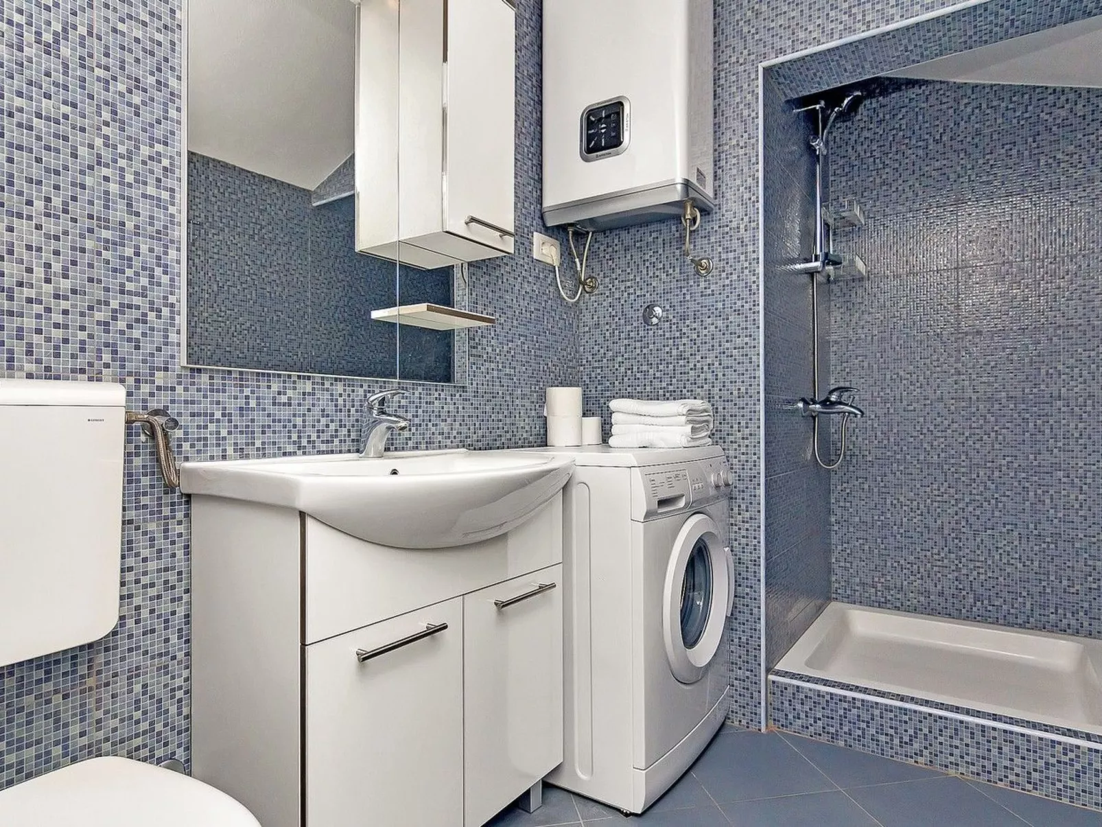 Renoviertes Ferienhaus in Tučepi mit Privatem Pool-Binnen