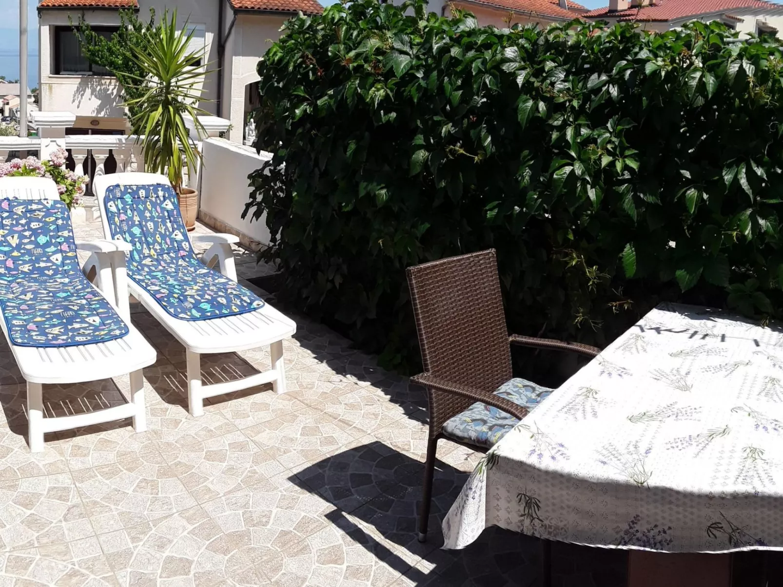 Studioapartment Meri 4-Buiten