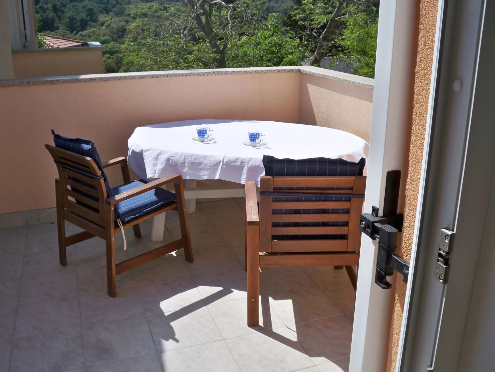 Apartment mit Balkon für zwei bis vier Personen-Buiten