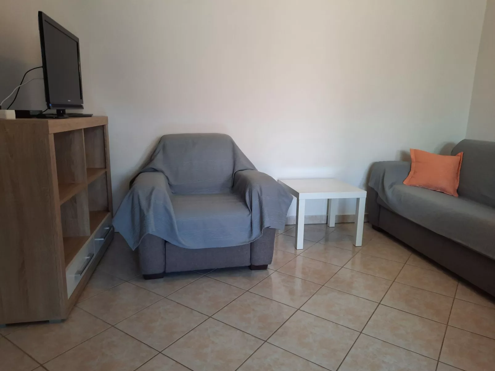 Mit privater Terrasse-Binnen