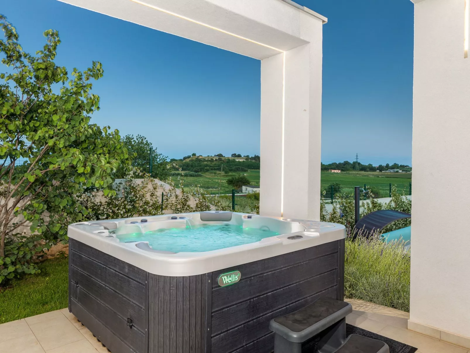 Villa Grofica, beheizter Pool, Taverne, Strandnähe-Image-tags.info