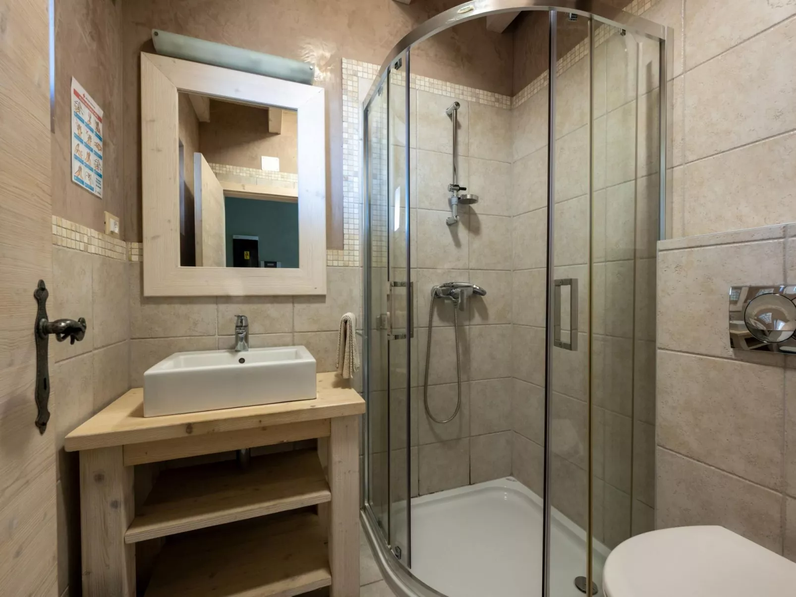 8-Schlafzimmer-Villa Bianca mit Pool, Sauna, Billard-Binnen