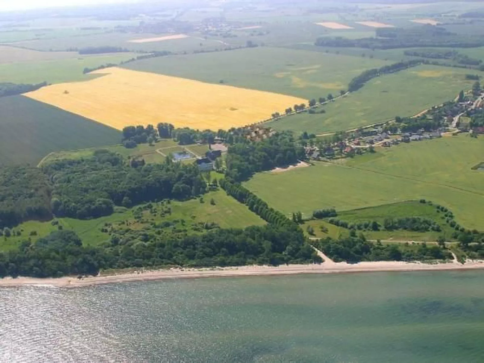 In Groß Schwansee mit Offenem Kamin-Image-tags.info