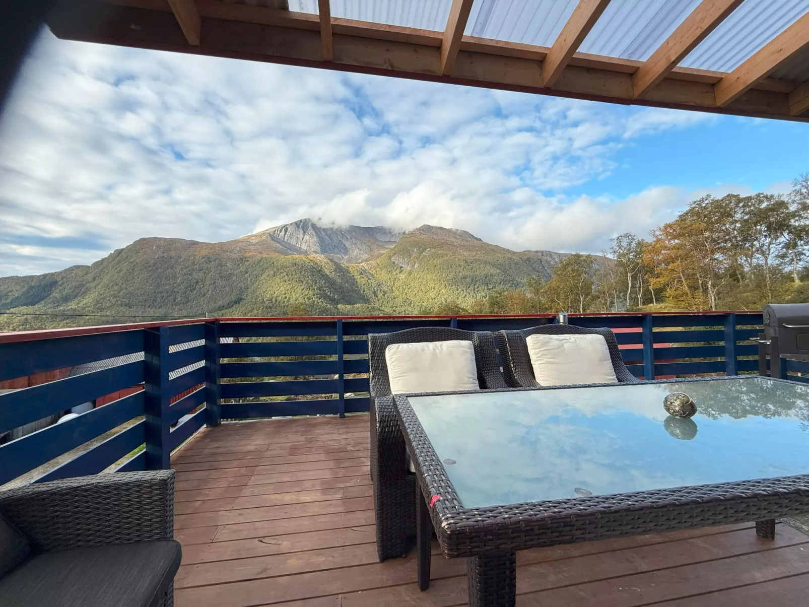 Stabben Blue House-Buiten