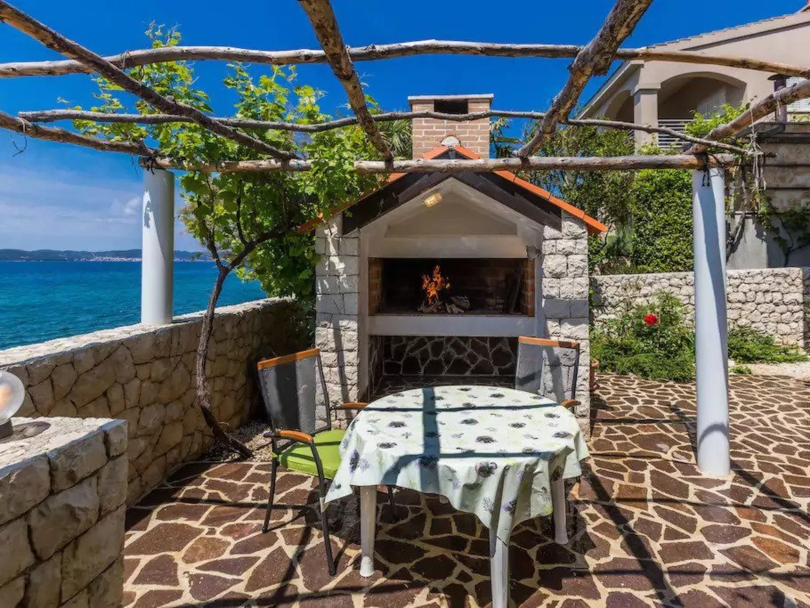 Wohnung mit Blick auf das Wasser-Buiten