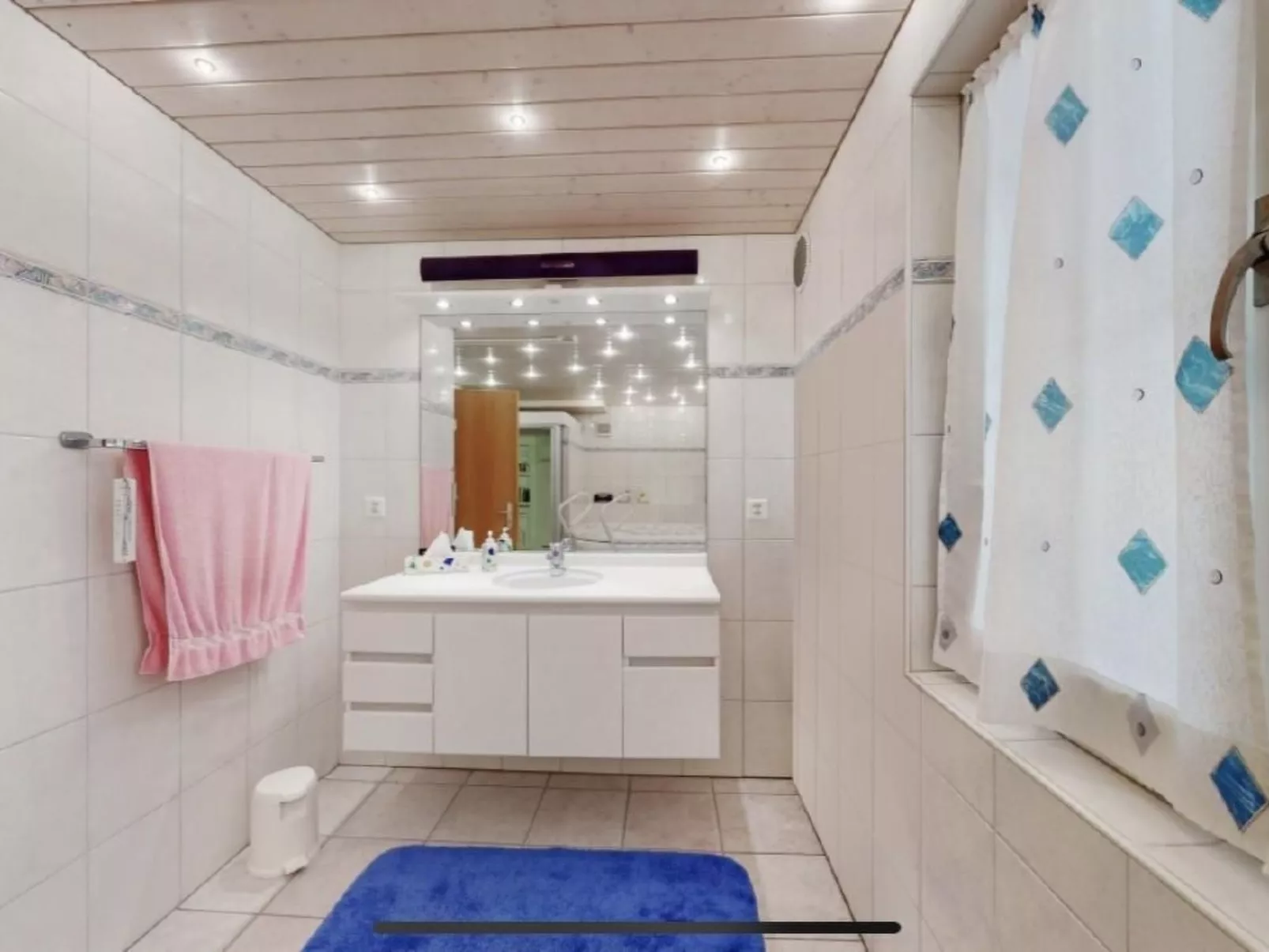 Finkenwiese Suite - mit Billiard und Wintergarten-Binnen