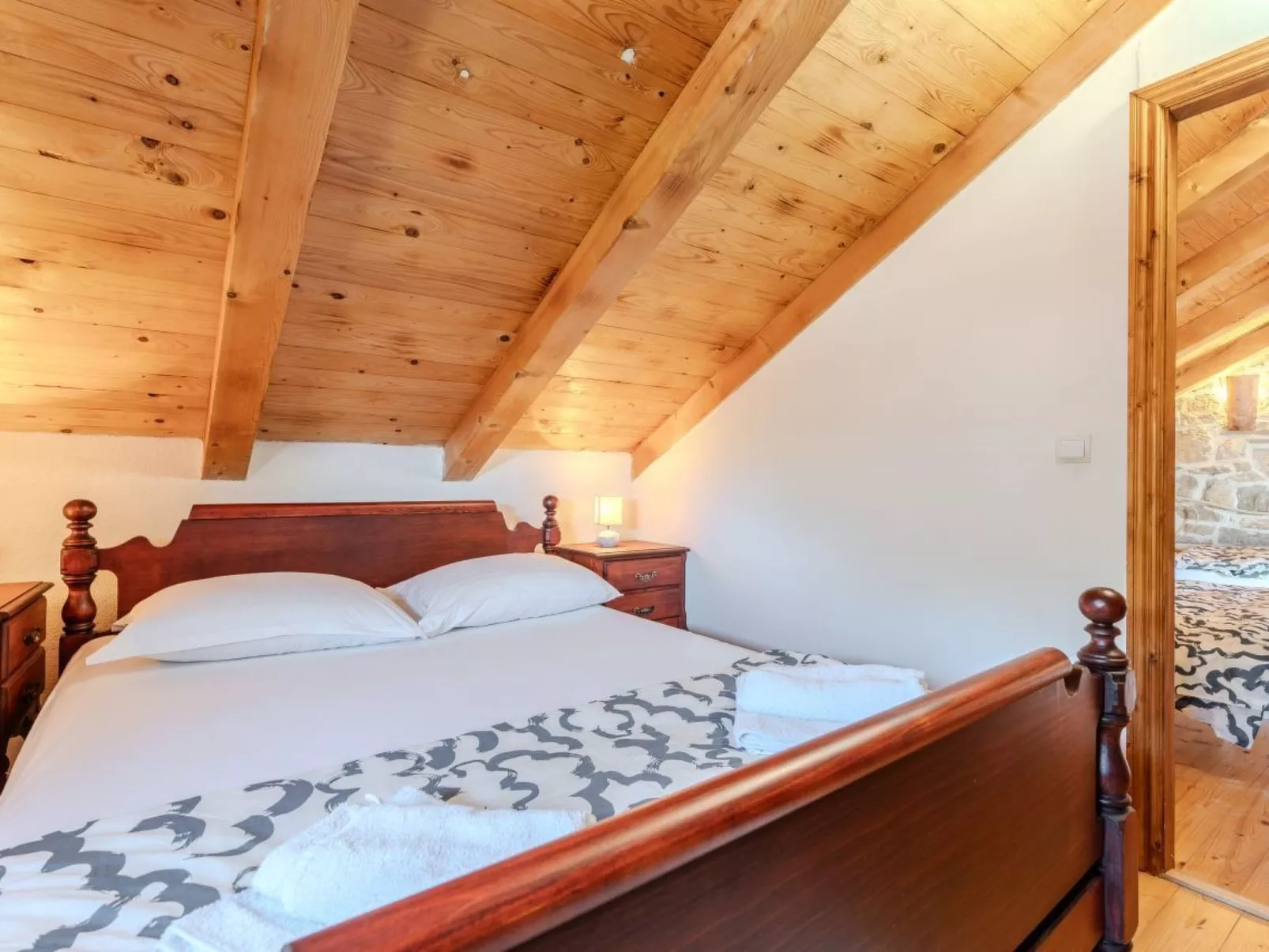 Orhideja - Agentur TA Leut-Binnen