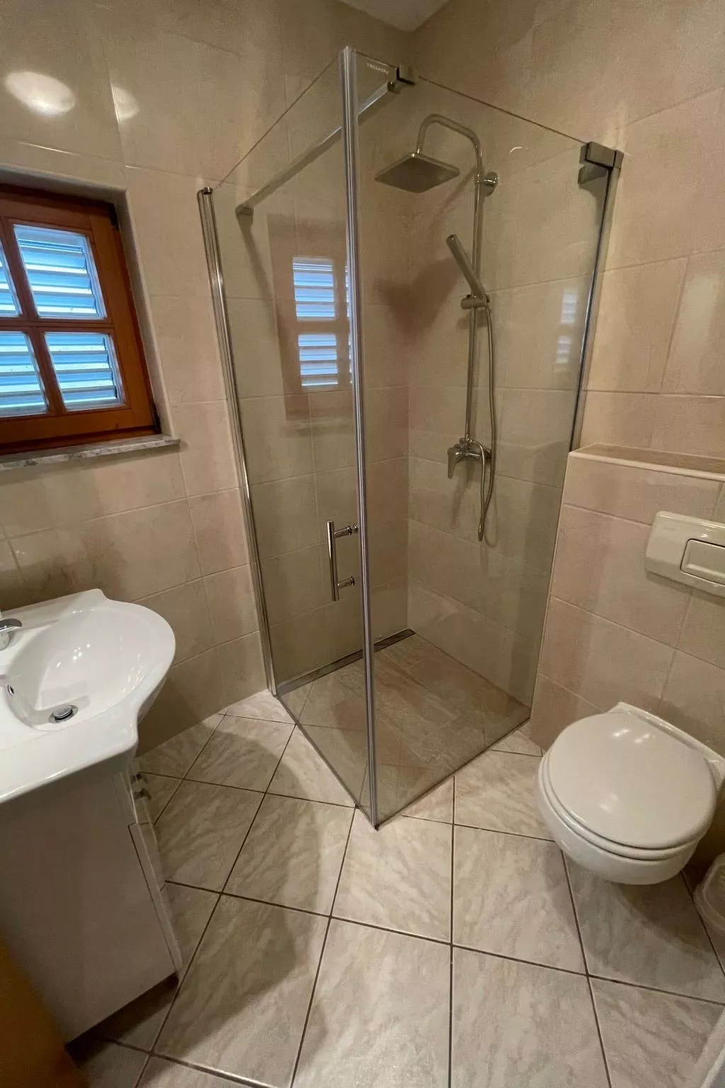 Moderne Ferienwohnung für 4 Personen-Binnen