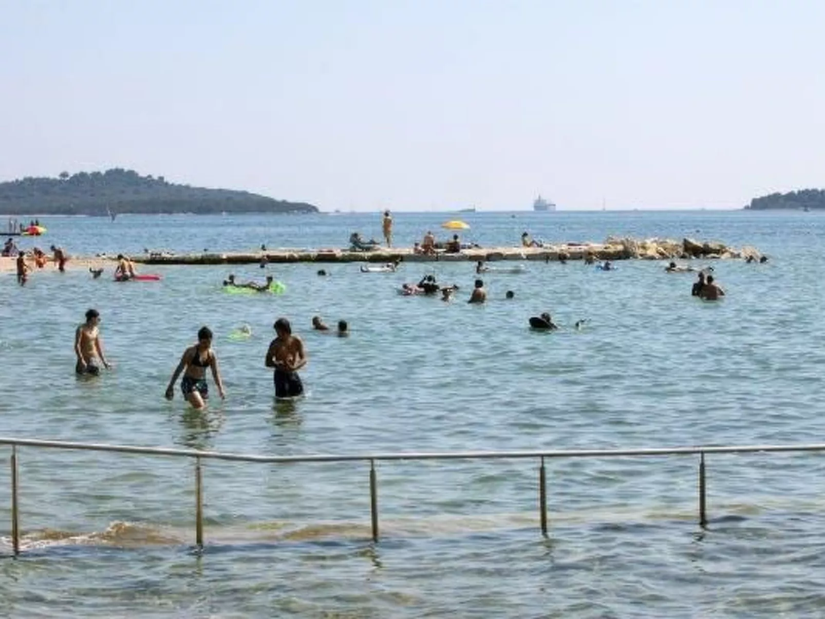 Wohnung in Fazana mit Garten, Grill und Terrasse-Image-tags.info