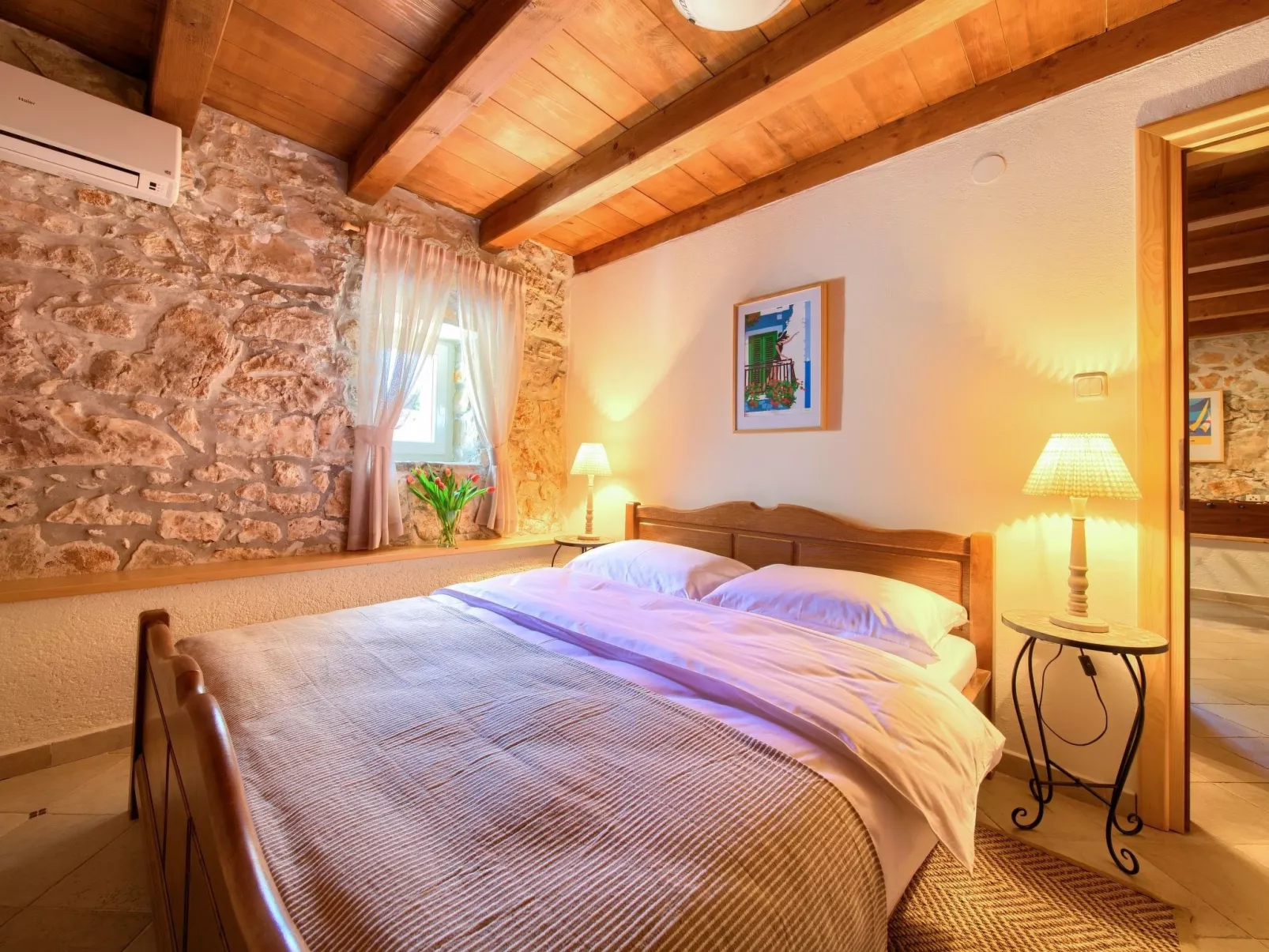 Steinvilla Margaret mit Pool und besonderem Flair-Binnen