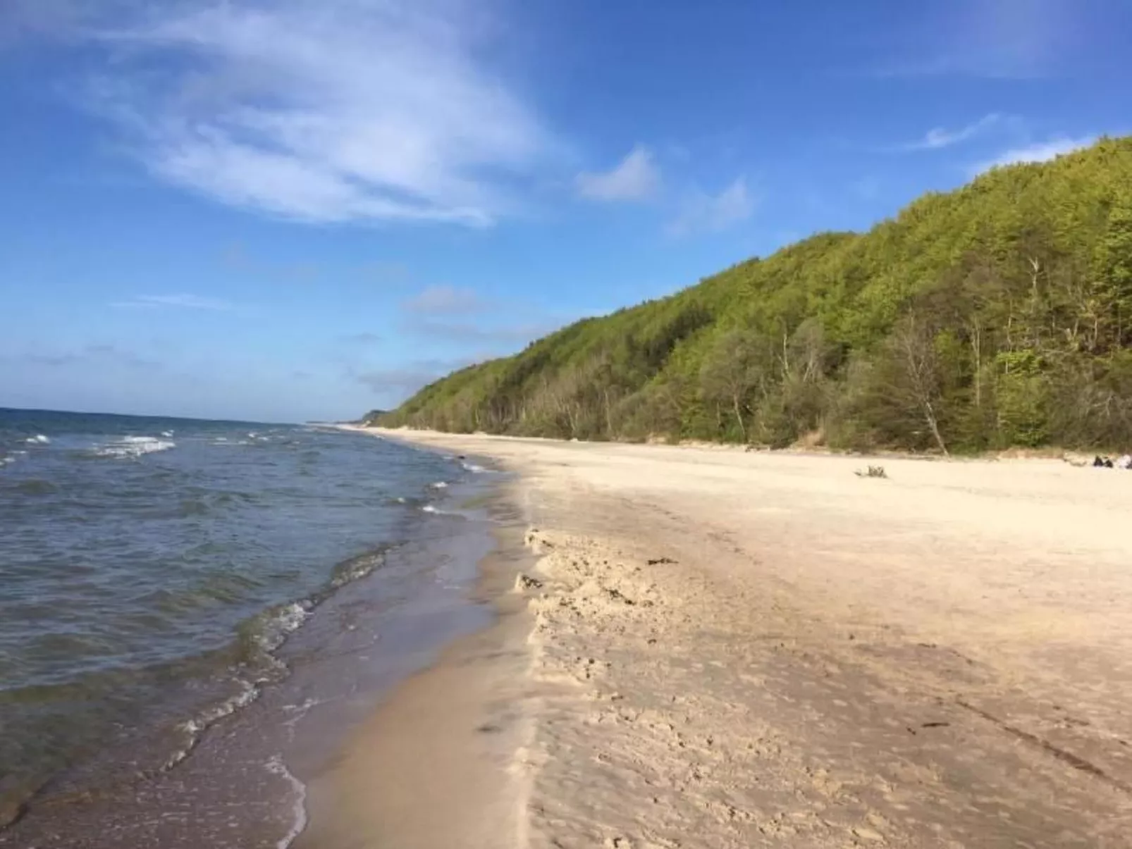 "Apartment 18B" mit Schwimmbad-Image-tags.info