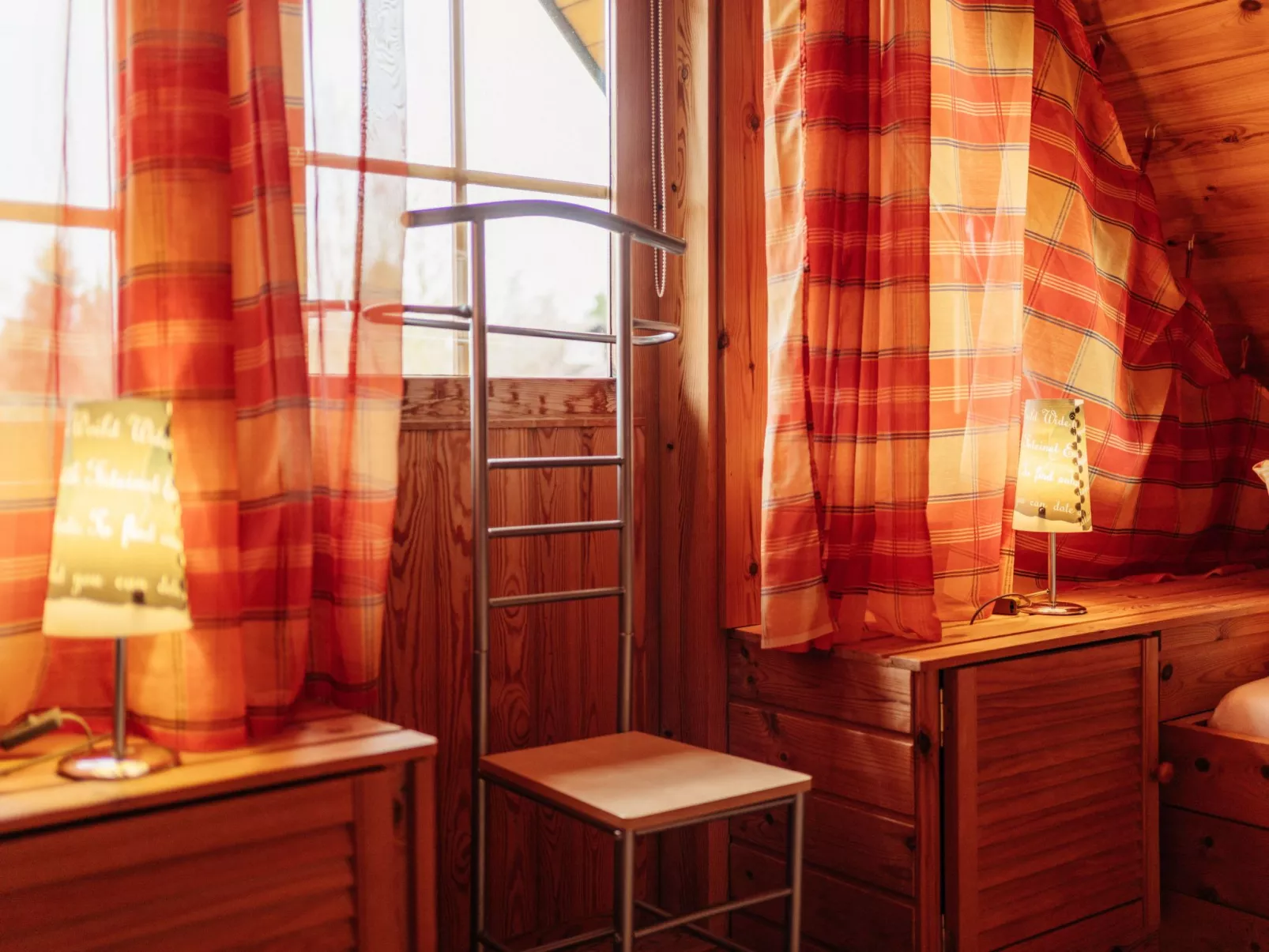 Idyllisch gelegenes Blockhaus - Hunde willkommen - Binnen