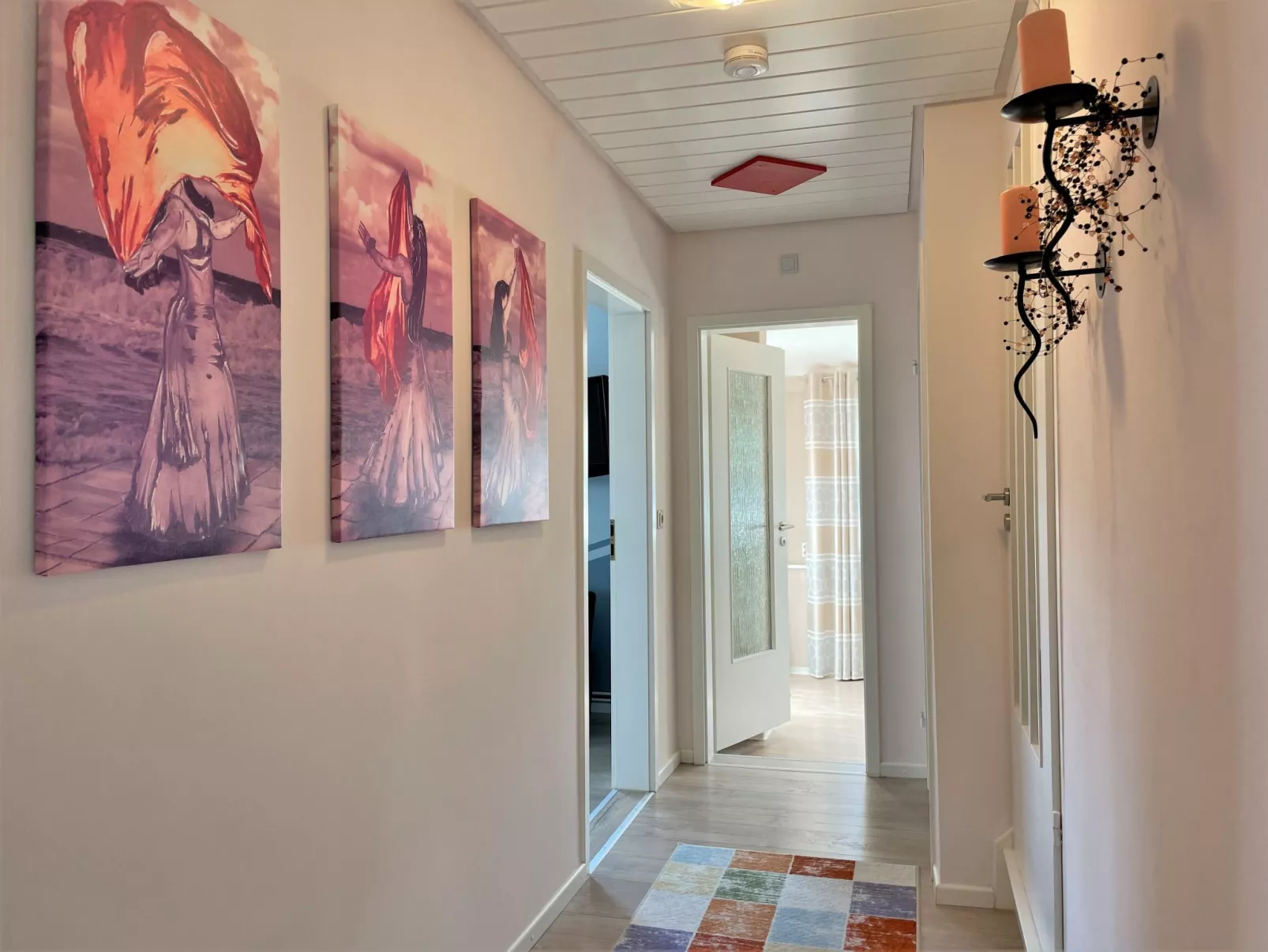 Modernes, gemütliches Ferienhaus mit Terrasse und Garten - Binnen