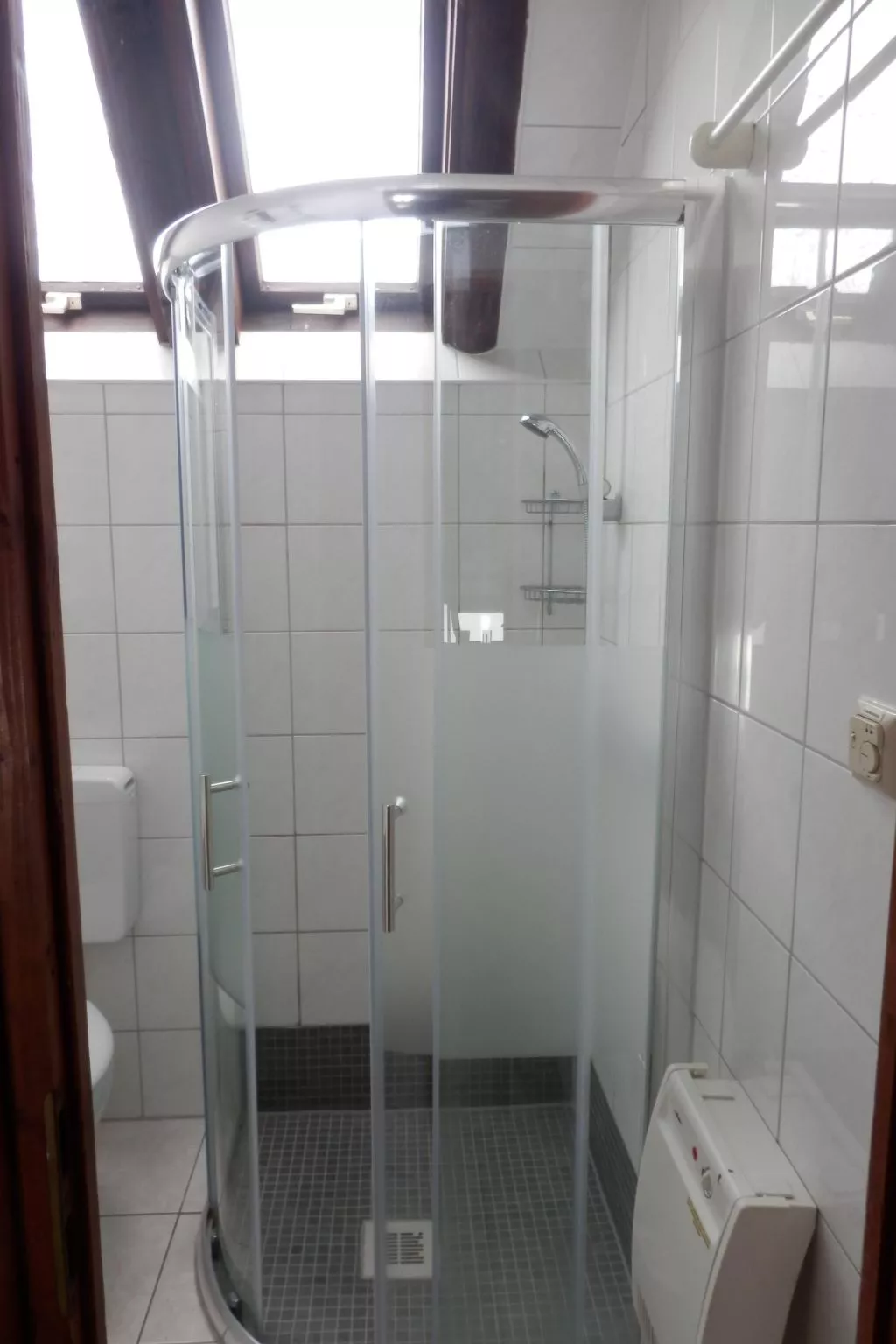 Mit Grill, Terrasse und Garten-Binnen