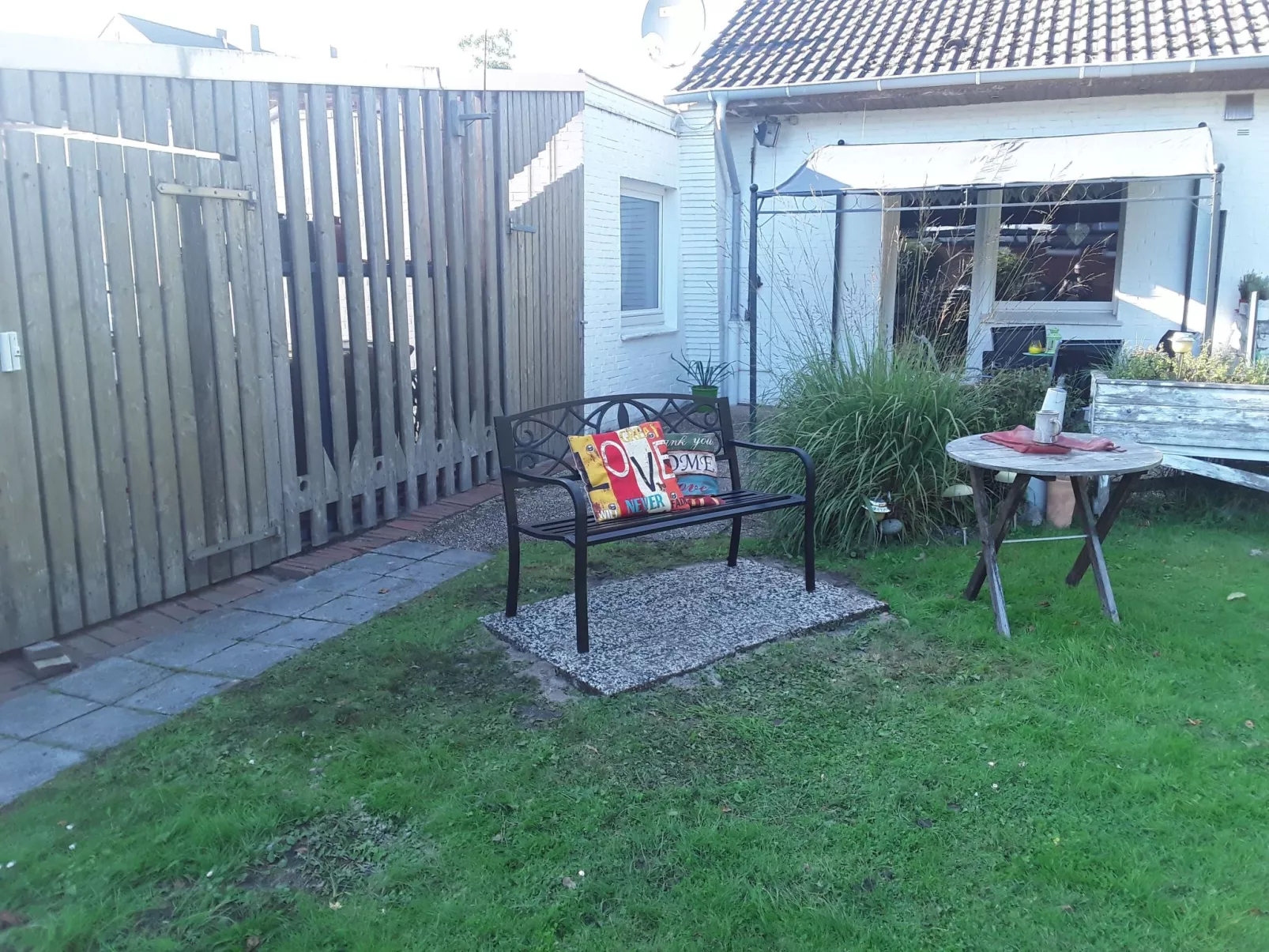 Mit Terrasse in ruhiger Lage-Buiten