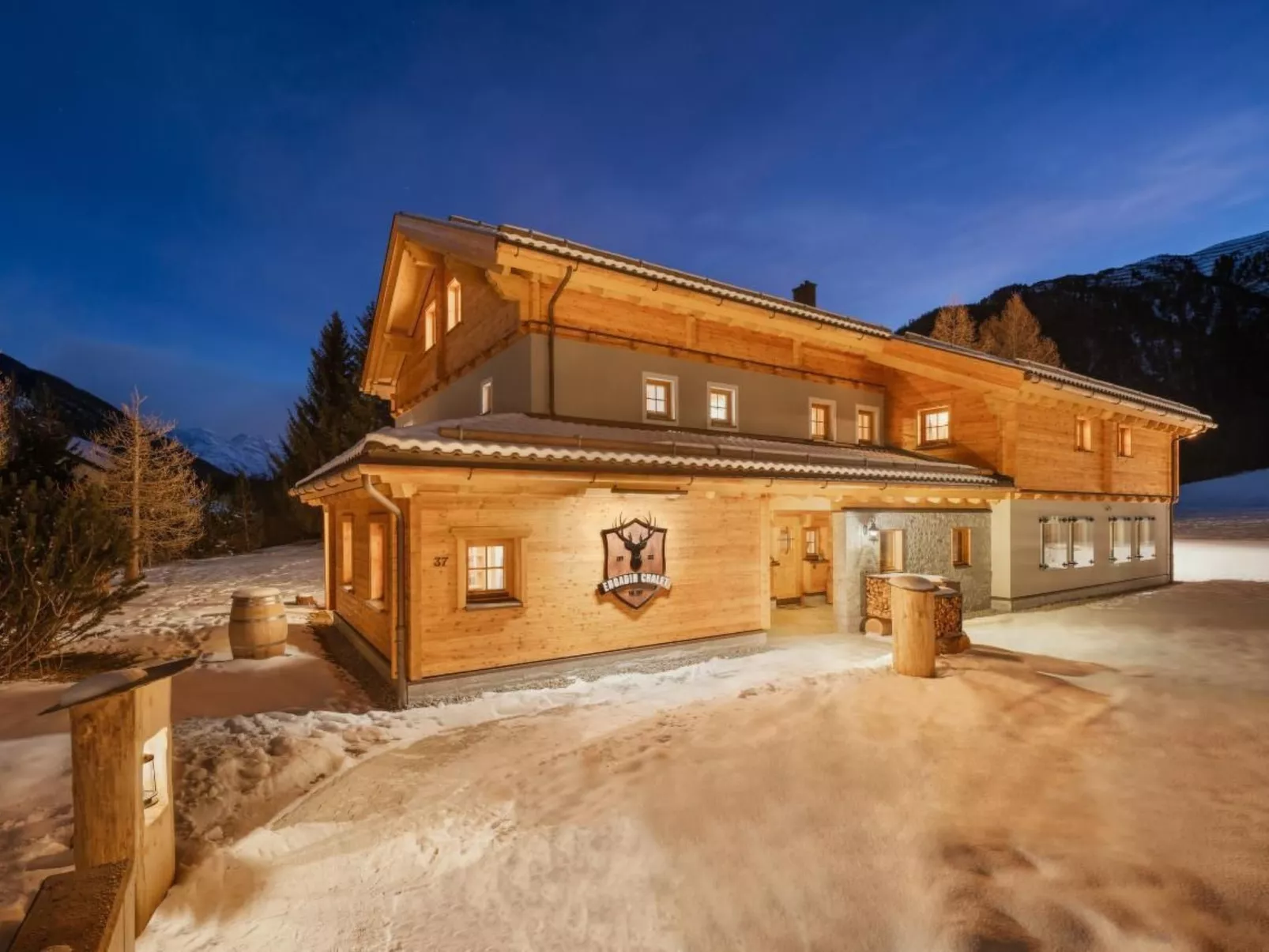 Engadin Chalet Apart-Buiten