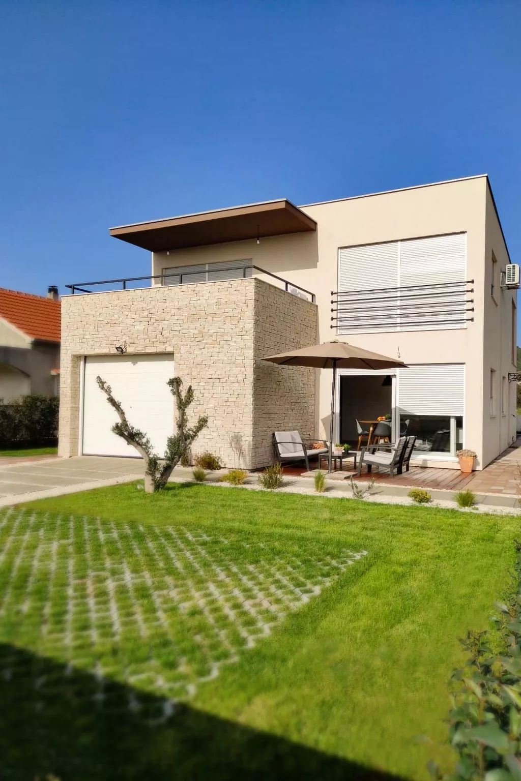 Große Wohnung in Bibinje mit Möblierter Terrasse-Image-tags.info