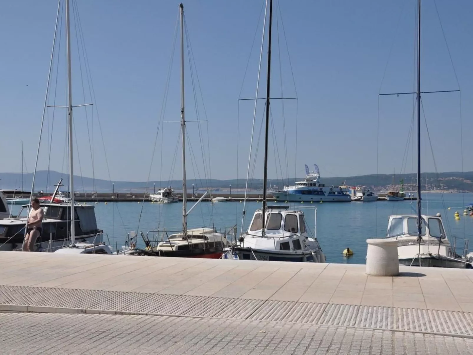 Haus in Dramalj mit gemeinschaftlichem Pool-Buiten