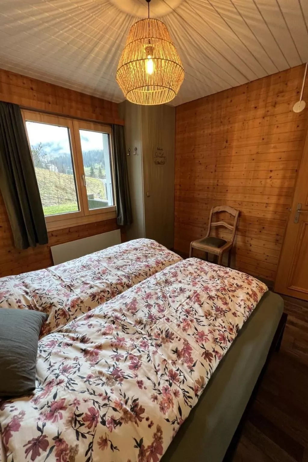 Berg-Ferienwohnung  im Chalet  Zirbeli-Binnen