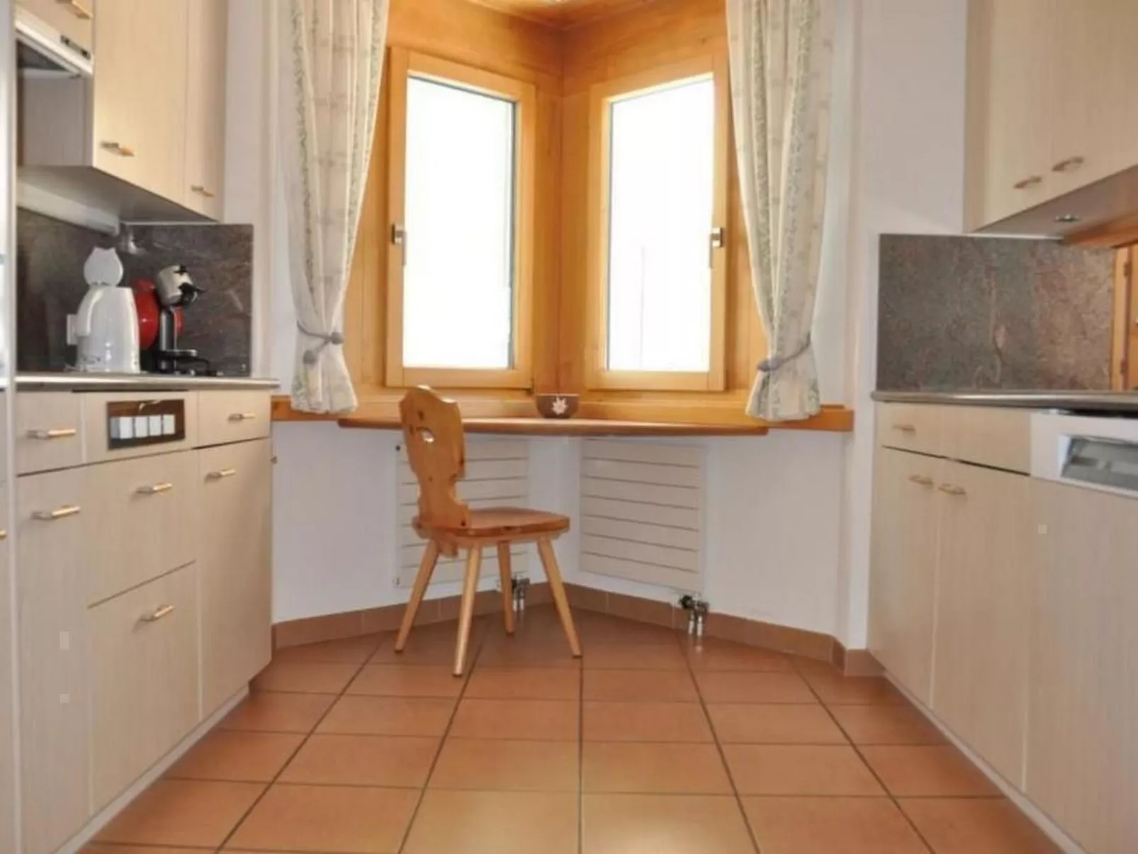 Chesa Semnadur H8-Binnen